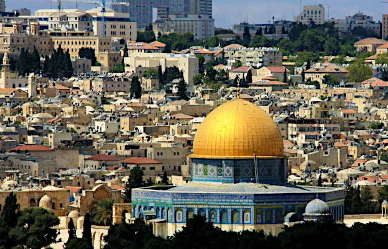 Plug Into God’s Word